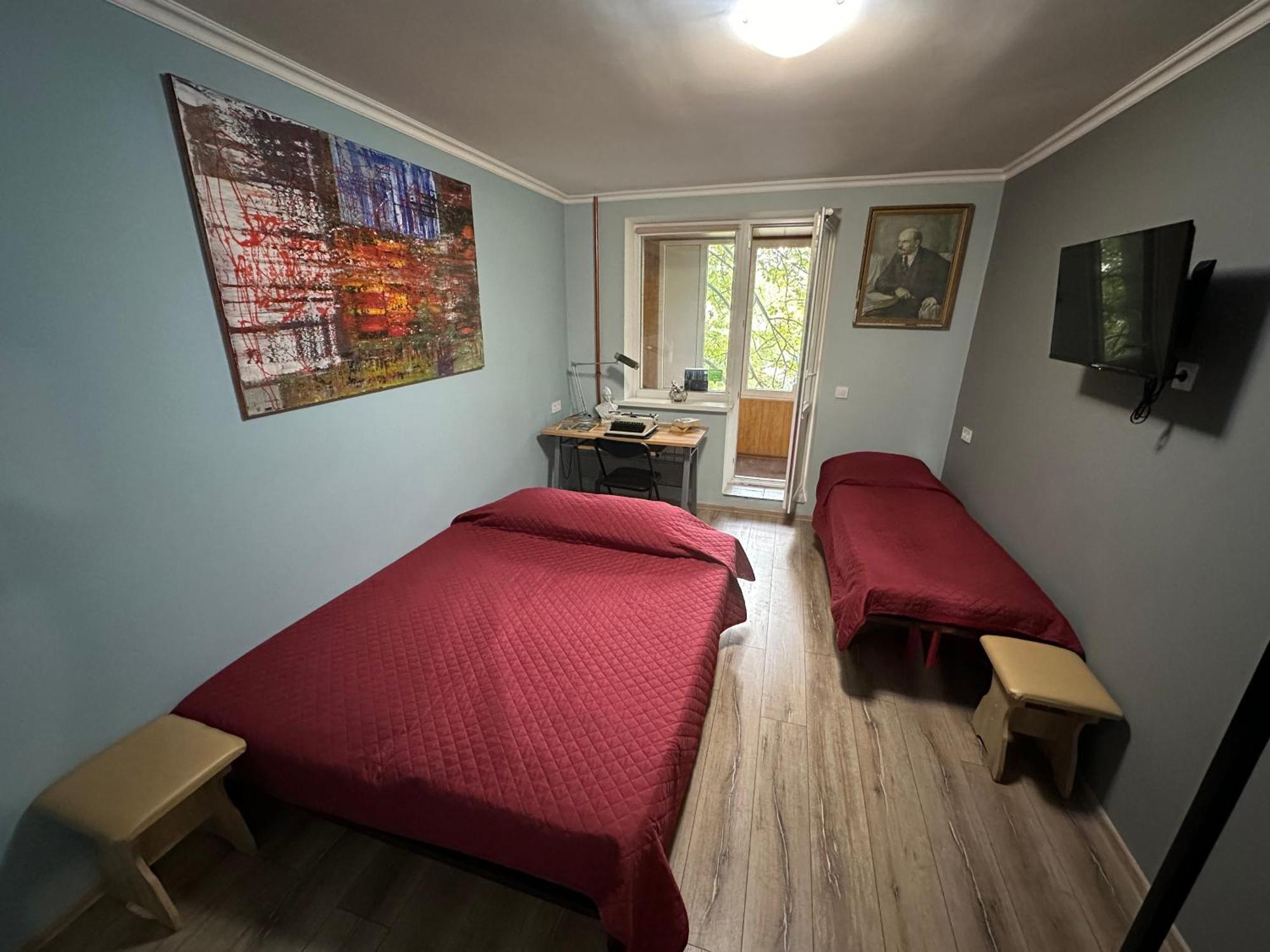 Lenin Street Hostel & Tours ตีรัสปอล ภายนอก รูปภาพ