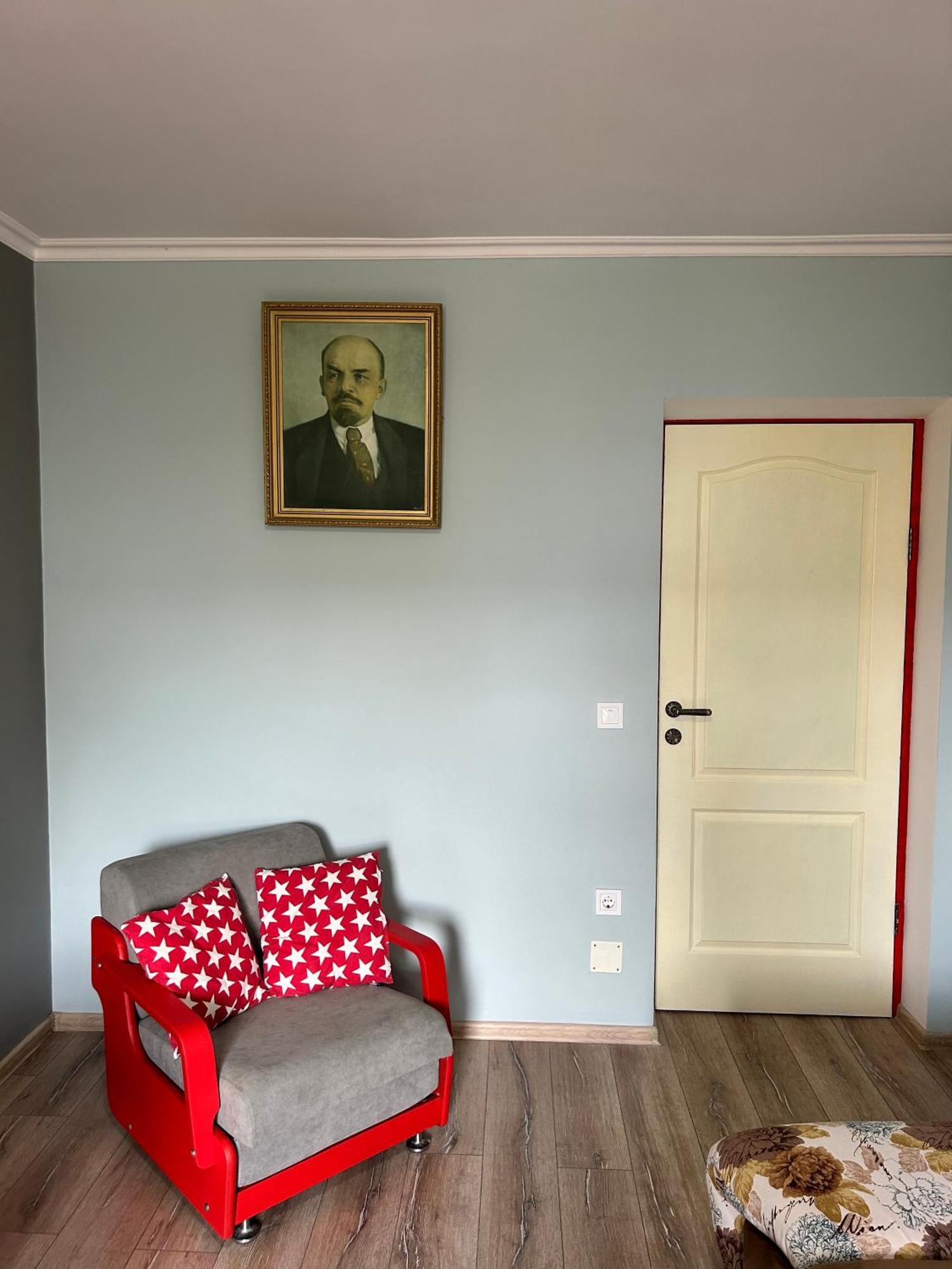 Lenin Street Hostel & Tours ตีรัสปอล ภายนอก รูปภาพ
